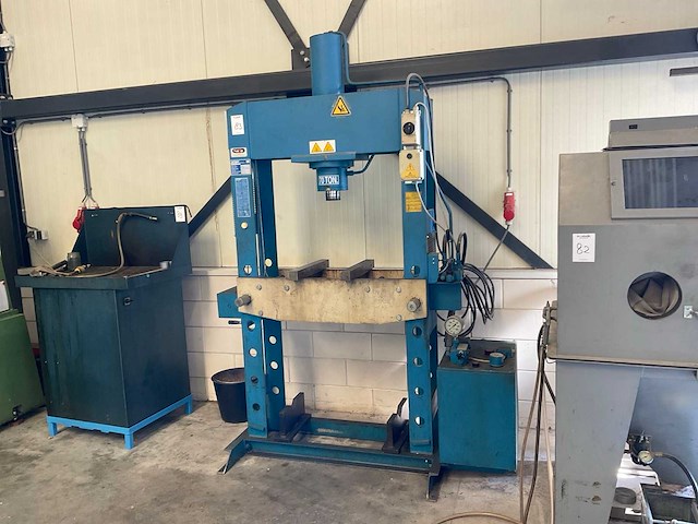 2005 omcn 163/r hydraulische pers - afbeelding 1 van  6