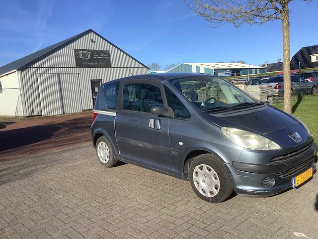 2005 peugeot 1007 1.4 urban personenauto - afbeelding 1 van  10