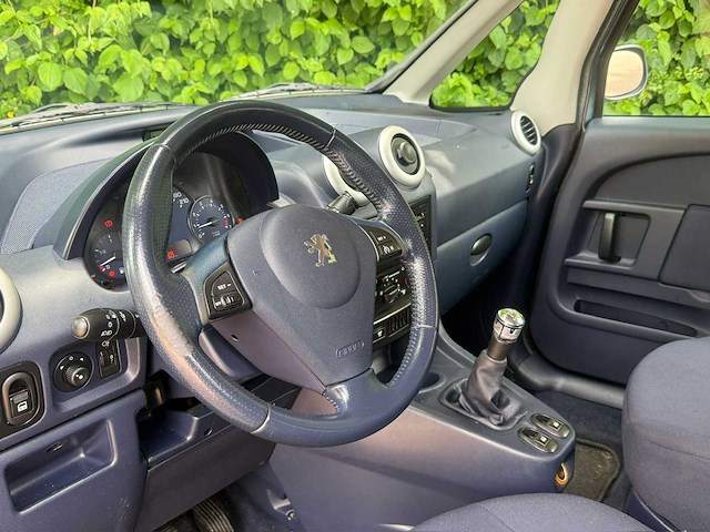 2005 peugeot 1007 1.4 urban personenauto - afbeelding 9 van  11