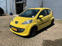 2005 peugeot 107 1.0-12v xr personenauto - afbeelding 1 van  28
