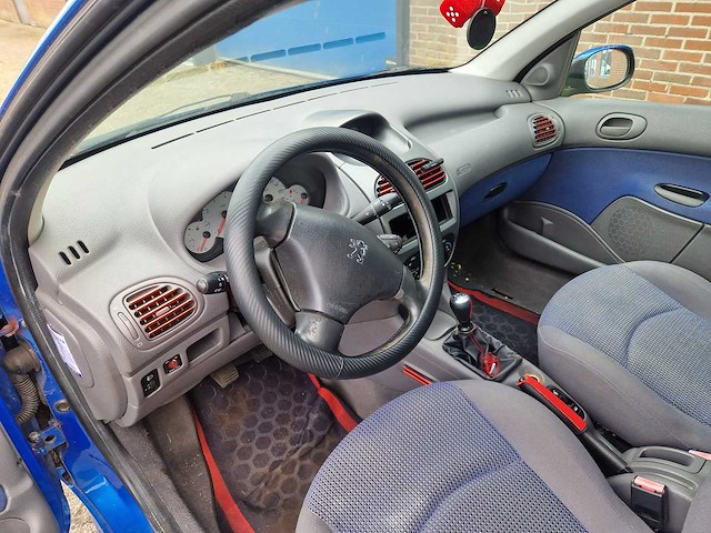 2005 peugeot 206 1.4 x-line personenauto - afbeelding 6 van  18
