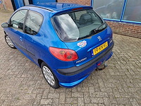 2005 peugeot 206 1.4 x-line personenauto - afbeelding 17 van  18