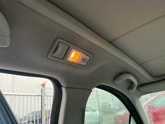 2005 peugeot 407 sw 2.0-16v xt personenauto - automaat - afbeelding 9 van  31