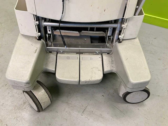 2005 philips ie33 ultrasound apparaat - afbeelding 8 van  15