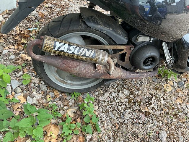 2005 piaggio bromscooter nrg extreme ac scooter - afbeelding 12 van  16