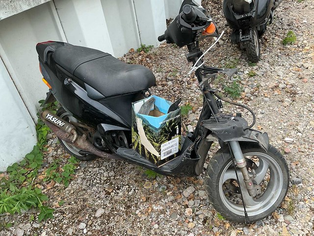 2005 piaggio bromscooter nrg extreme ac scooter - afbeelding 9 van  13