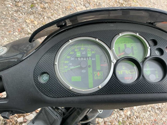 2005 piaggio bromscooter nrg extreme ac scooter - afbeelding 11 van  13