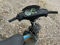 2005 piaggio bromscooter nrg extreme ac scooter - afbeelding 12 van  13