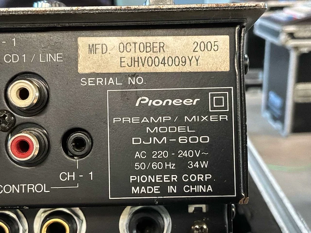 2005 pioneer djm-600 analoge mengtafel - afbeelding 6 van  6