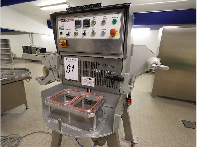 2005 proseal gtr traysealer - afbeelding 1 van  10