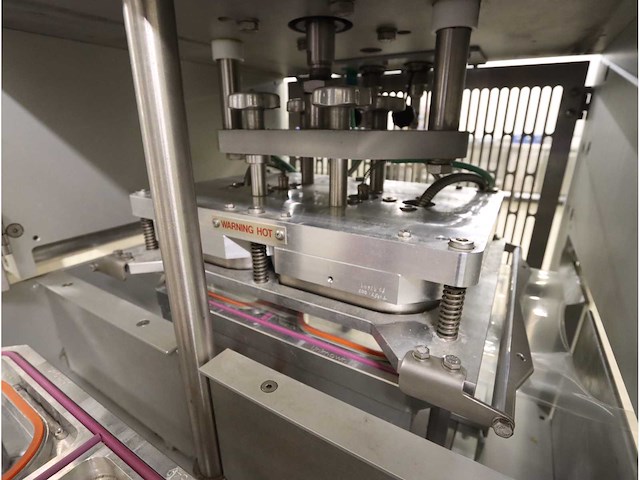 2005 proseal gtr traysealer - afbeelding 6 van  10