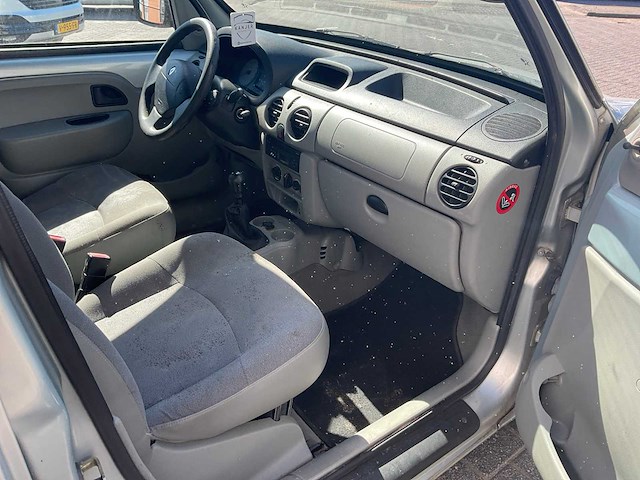 2005 renault kangoo 1.2-16v authentique personenauto - afbeelding 3 van  25