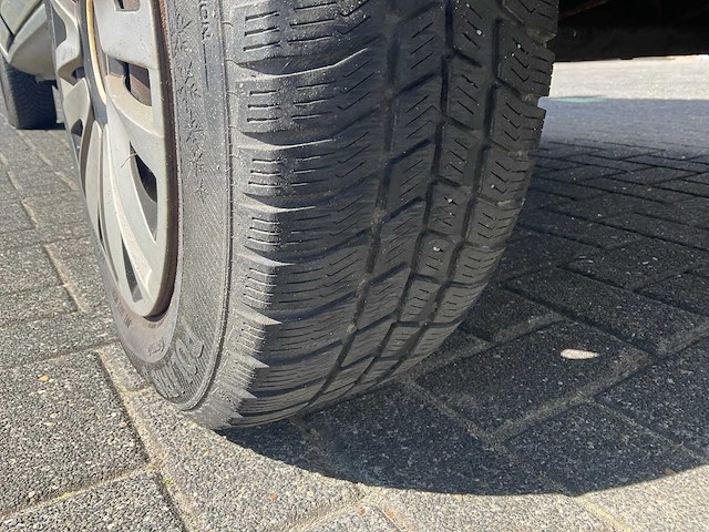 2005 renault kangoo 1.2-16v authentique personenauto - afbeelding 17 van  25