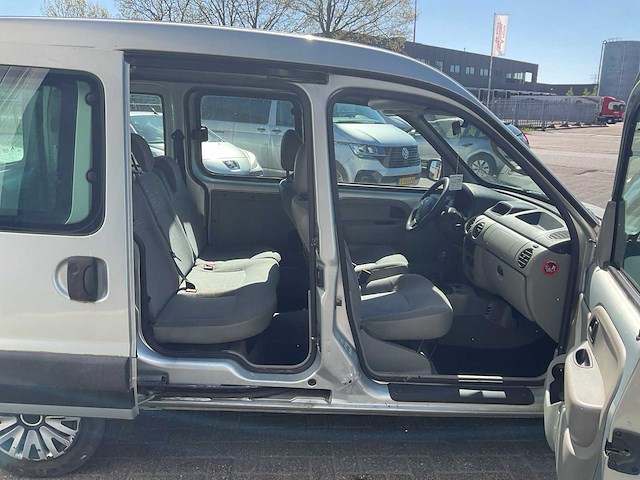 2005 renault kangoo 1.2-16v authentique personenauto - afbeelding 25 van  25