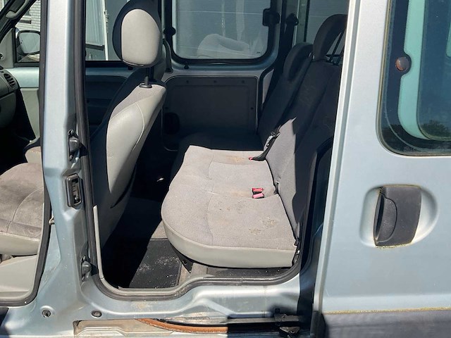 2005 renault kangoo 1.2-16v authentique personenauto - afbeelding 12 van  25