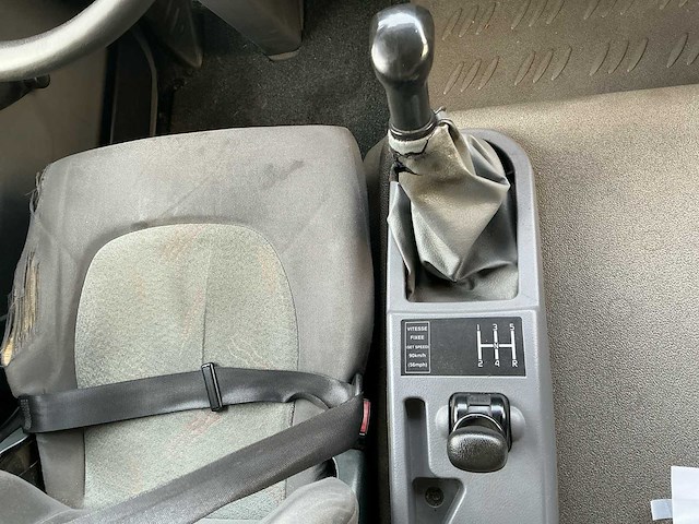 2005 renault midlum 150 dci vrachtwagen - afbeelding 26 van  45