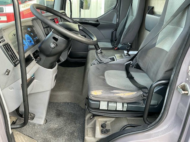 2005 renault midlum 159 dci vrachtwagen - afbeelding 28 van  45