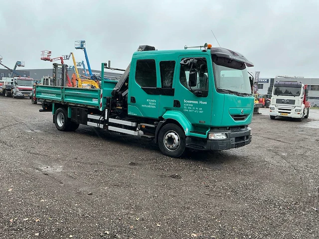 2005 renault midlum 220 dci kipper vrachtwagen met hiab 9tm autolaadkraan - afbeelding 66 van  84