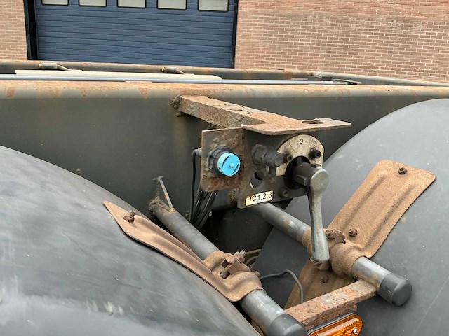 2005 renders roc 12 27cc containerchassis oplegger - afbeelding 8 van  36