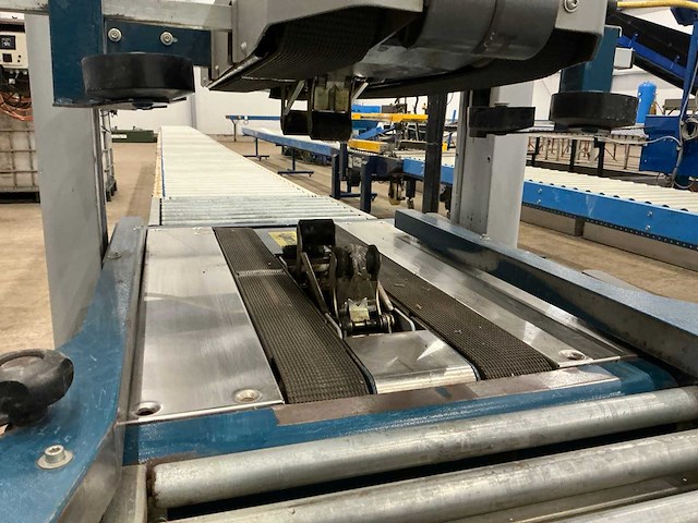 2005 robopac startape 50 tbd dozensluitmachine met rollenbaan - afbeelding 10 van  11