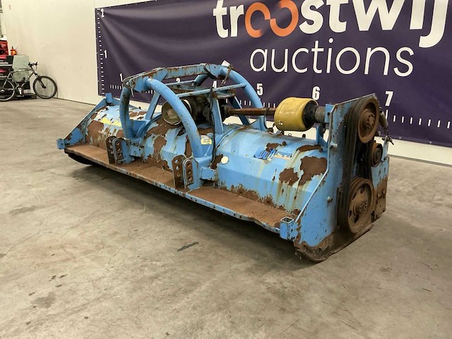 2005 sicma trf 3000 klepelmaaier - afbeelding 1 van  7