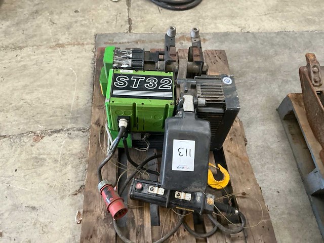 2005 stahl st3216-2/8 elektrische kettingtakel met loopkat - afbeelding 2 van  9
