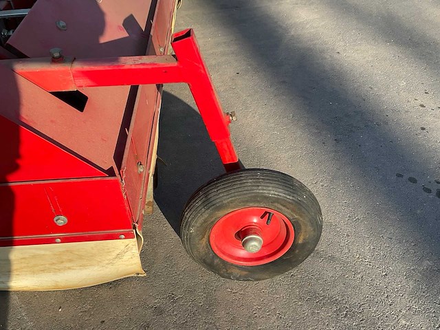 2005 steketee rijenspuit - afbeelding 2 van  11