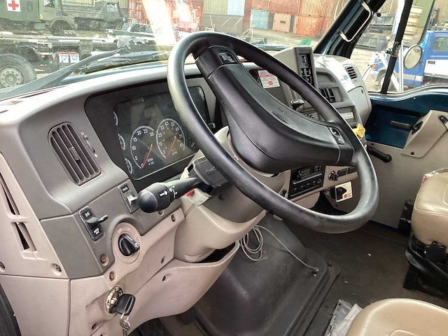 2005 sterling lt 9500 vrachtwagen - afbeelding 13 van  14