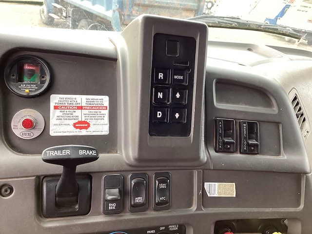 2005 sterling lt 9500 vrachtwagen - afbeelding 10 van  18