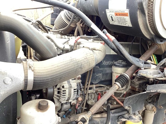 2005 sterling lt 9500 vrachtwagen - afbeelding 9 van  18