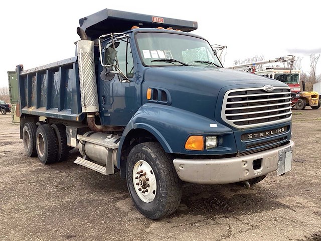 2005 sterling lt 9500 vrachtwagen - afbeelding 3 van  18
