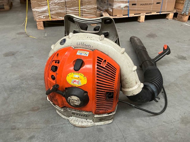 2005 stihl br660 ruggedragen bladblazer - afbeelding 3 van  6
