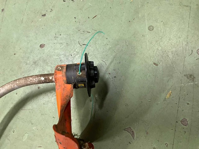 2005 stihl fs 38 bosmaaier - afbeelding 5 van  6