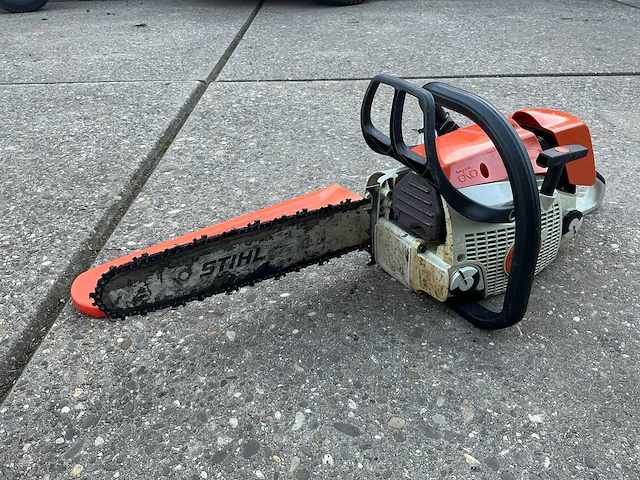 2005 stihl ms 280 kettingzaag - afbeelding 1 van  6