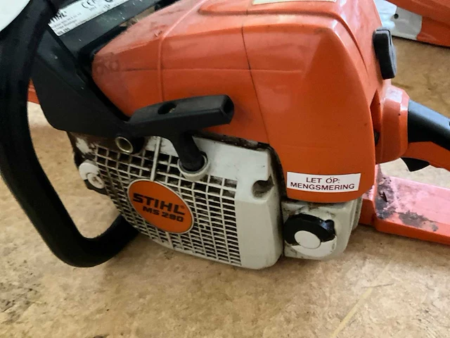 2005 stihl ms 290 kettingzaag - afbeelding 5 van  8