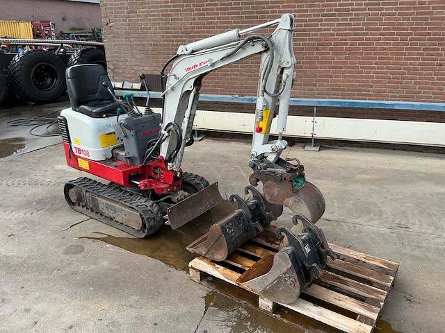 2005 takeuchi tb108 minigraafmachine - afbeelding 3 van  27