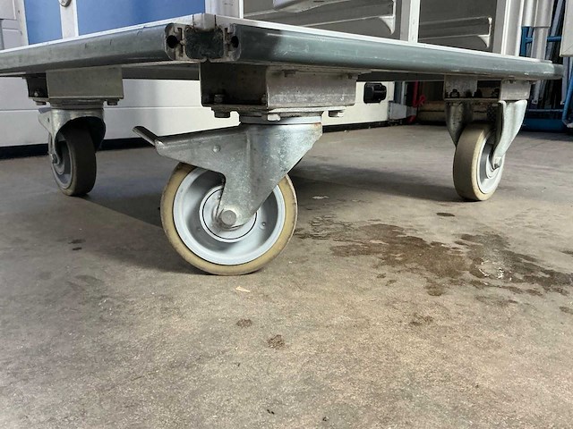 2005 temp-rite warmhoudkast - afbeelding 2 van  2