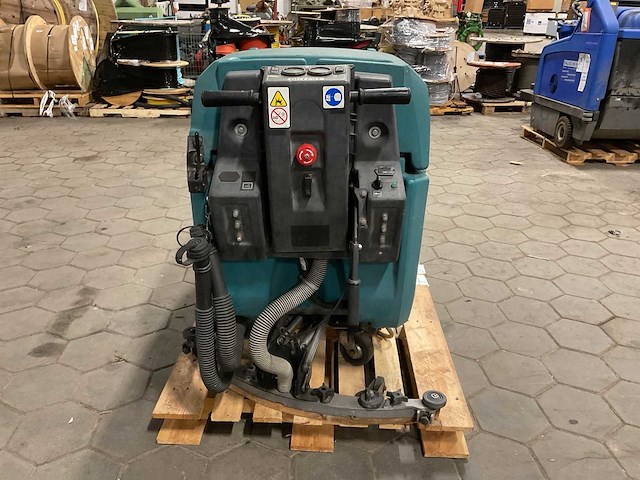 2005 tennant 5700 es vloerreiniger - afbeelding 4 van  10