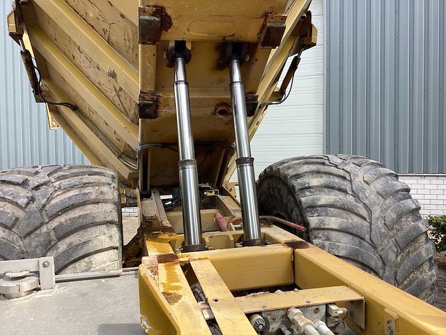 2005 terra gator tg2104du dumper - afbeelding 40 van  45