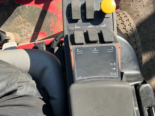 2005 toro groundmaster 4000d zitmaaier defect - afbeelding 16 van  33