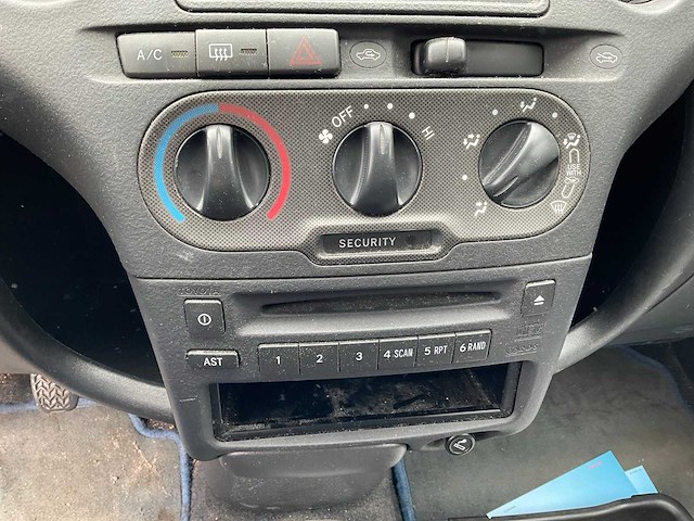 2005 toyota yaris 1.3 vvt-i s-line personenauto - afbeelding 6 van  20