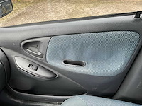 2005 toyota yaris 1.3 vvt-i s-line personenauto - afbeelding 9 van  20