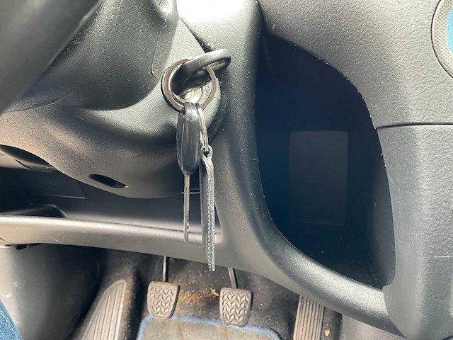 2005 toyota yaris 1.3 vvt-i s-line personenauto - afbeelding 13 van  20
