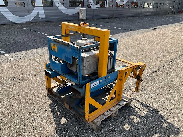 2005 van zuylen vacuüm hijsunit 3000kg - afbeelding 1 van  9
