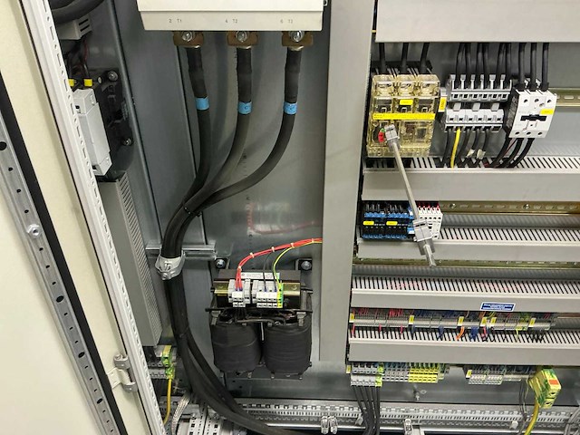 2005 vogelsang & benning electromotoren testopstelling - afbeelding 27 van  152