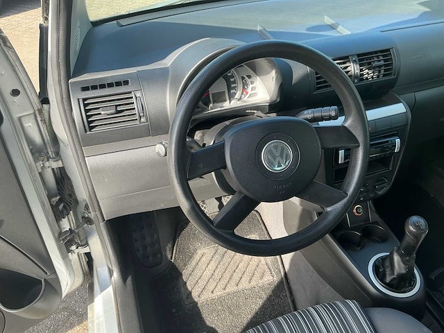 2005 volkswagen fox 1.4 trendline personenauto - afbeelding 5 van  23