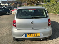 2005 volkswagen fox 1.4 trendline personenauto - afbeelding 2 van  11