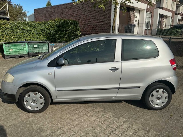 2005 volkswagen fox 1.4 trendline personenauto - afbeelding 3 van  11