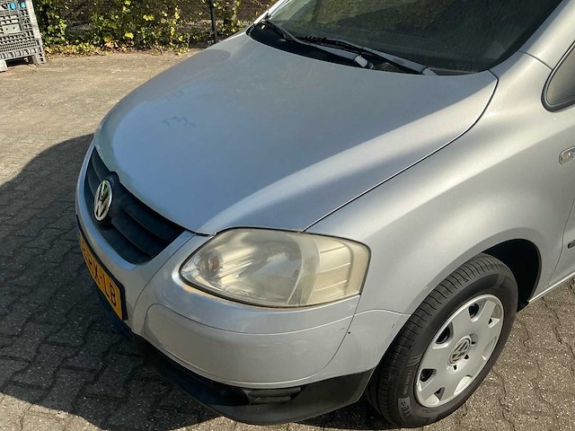 2005 volkswagen fox 1.4 trendline personenauto - afbeelding 4 van  11