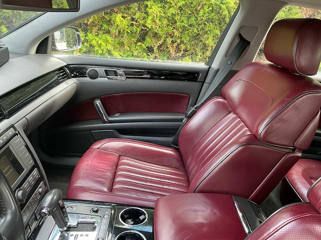 2005 volkswagen phaeton 4.2 v8 5p. personenauto - afbeelding 16 van  31